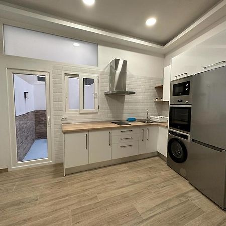 Sky Garden Malaga Centro Apartment Luaran gambar