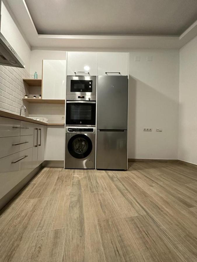 Sky Garden Malaga Centro Apartment Luaran gambar