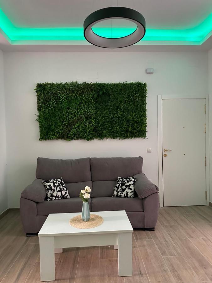 Sky Garden Malaga Centro Apartment Luaran gambar