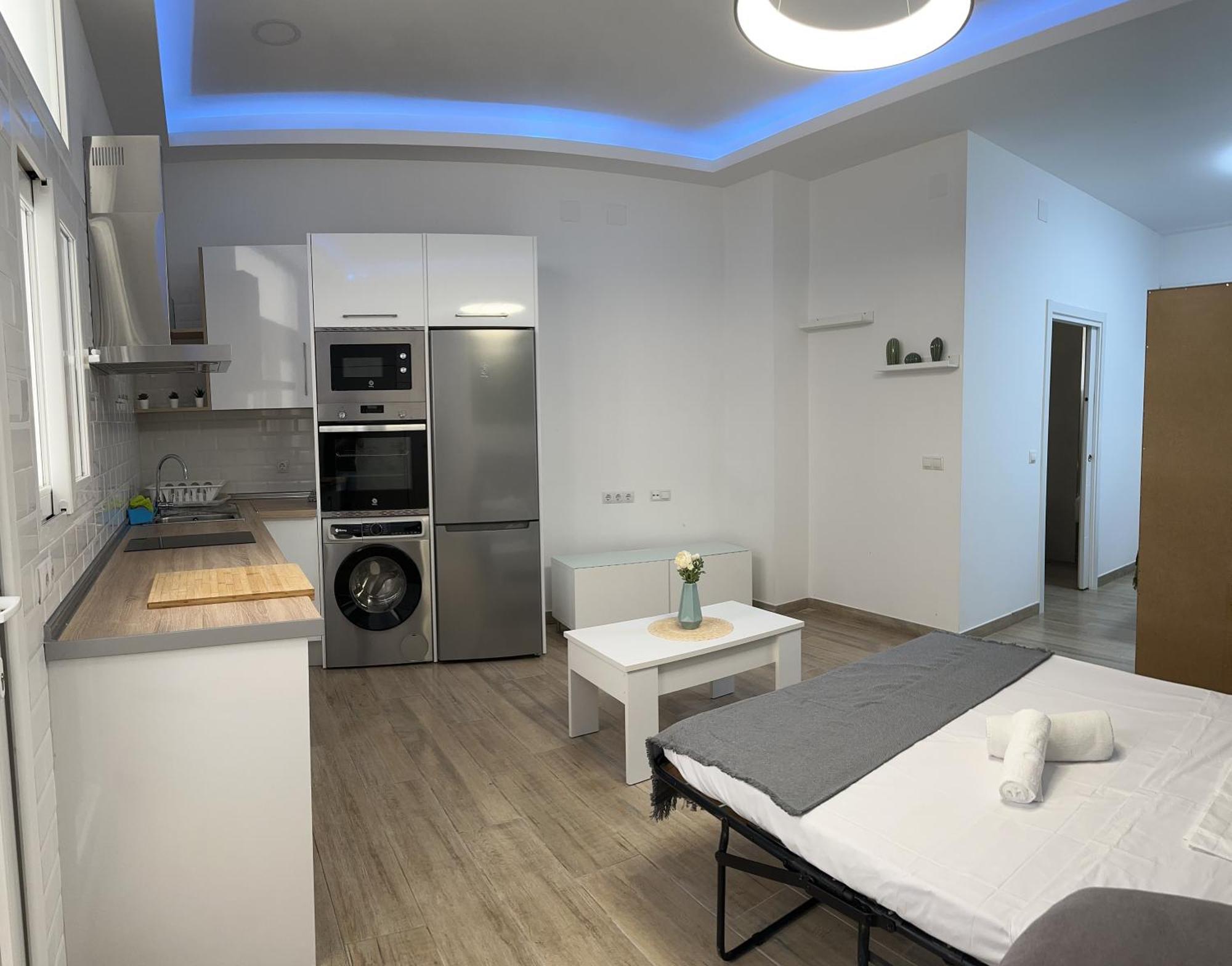 Sky Garden Malaga Centro Apartment Luaran gambar
